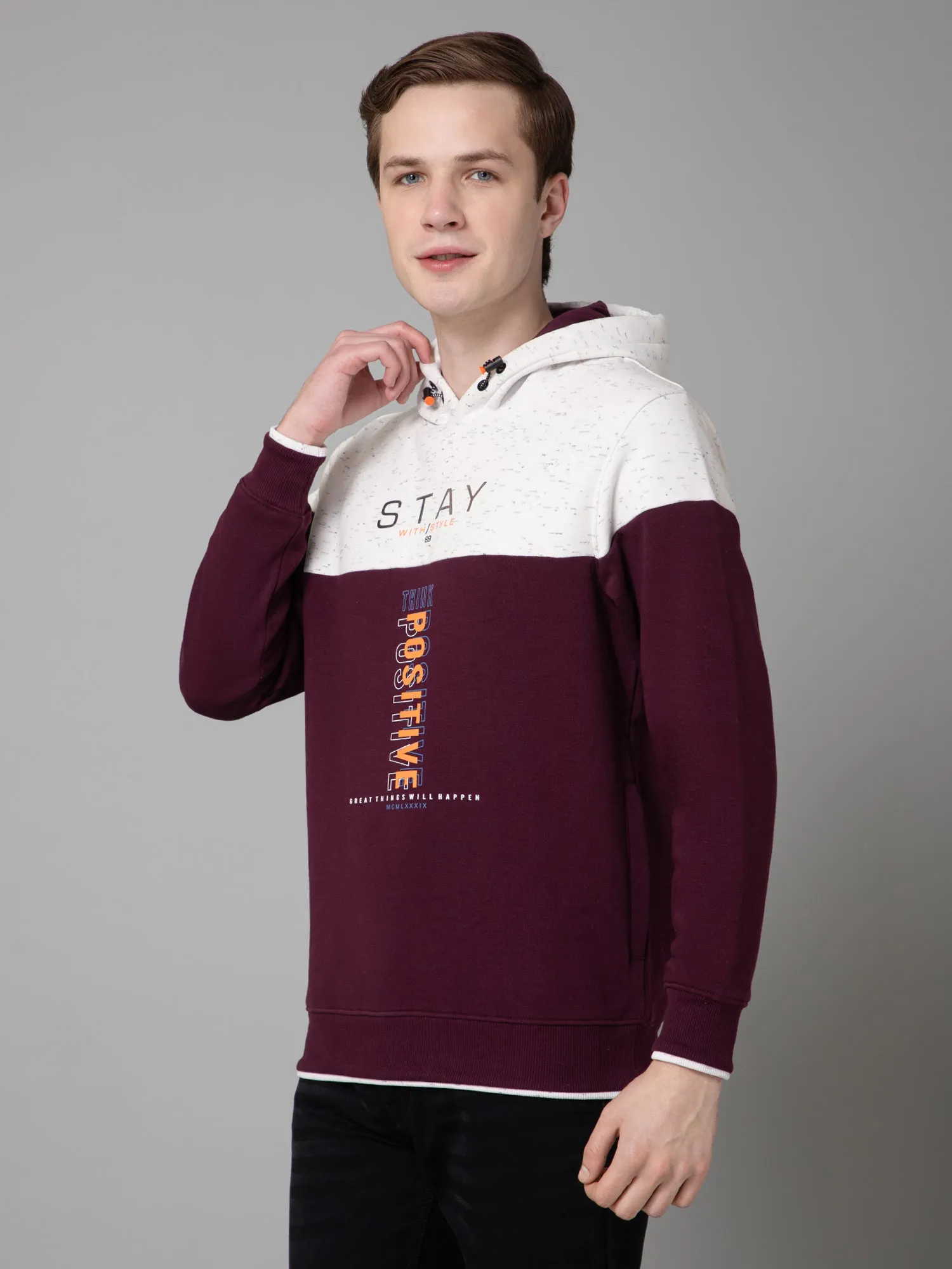 Color Block  Wine Full Sleeves Hooded Neck Regular Fit Casual Sweatshirt for Men