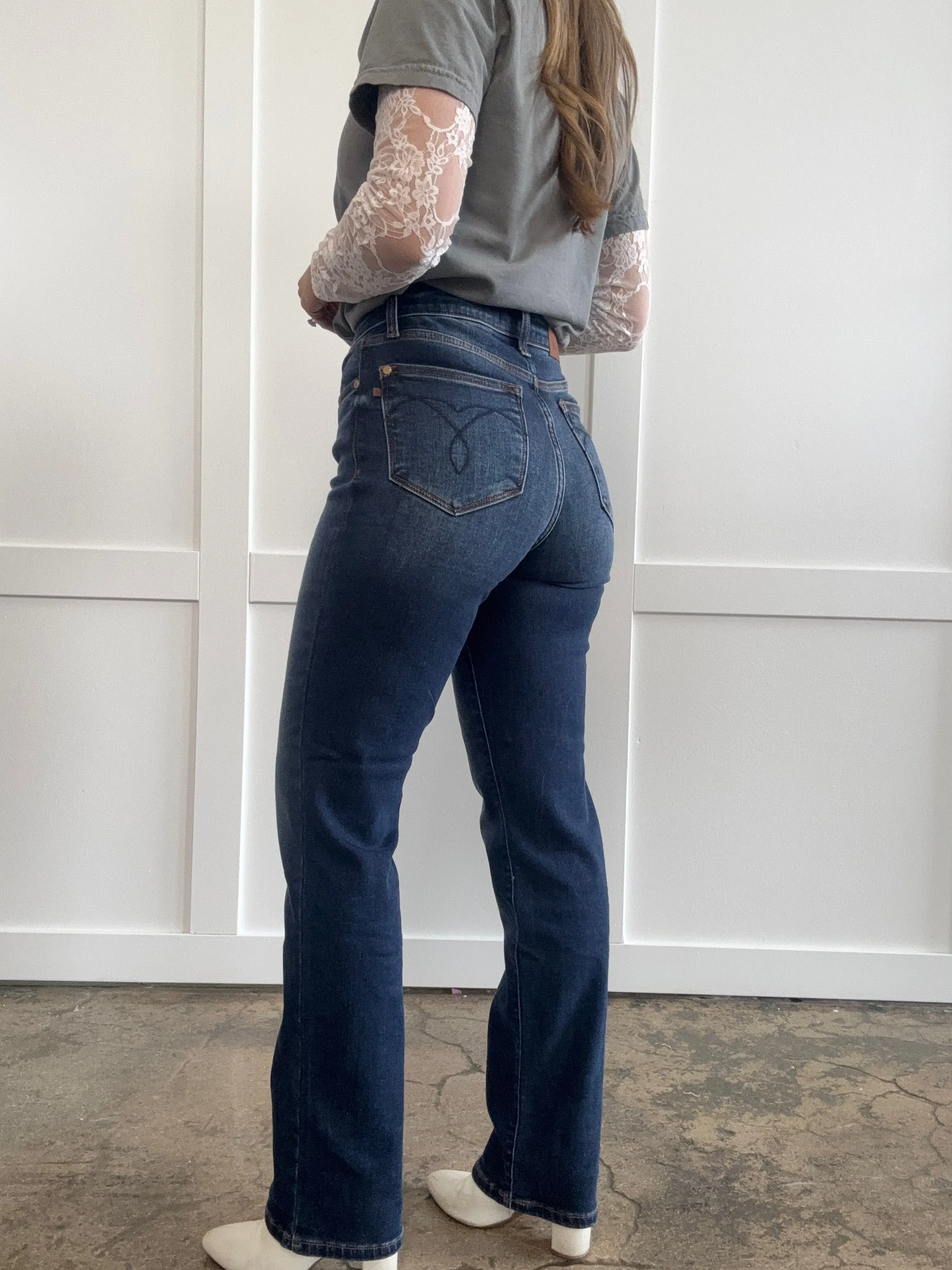 Daphne Straight Leg Judy Blue Jeans