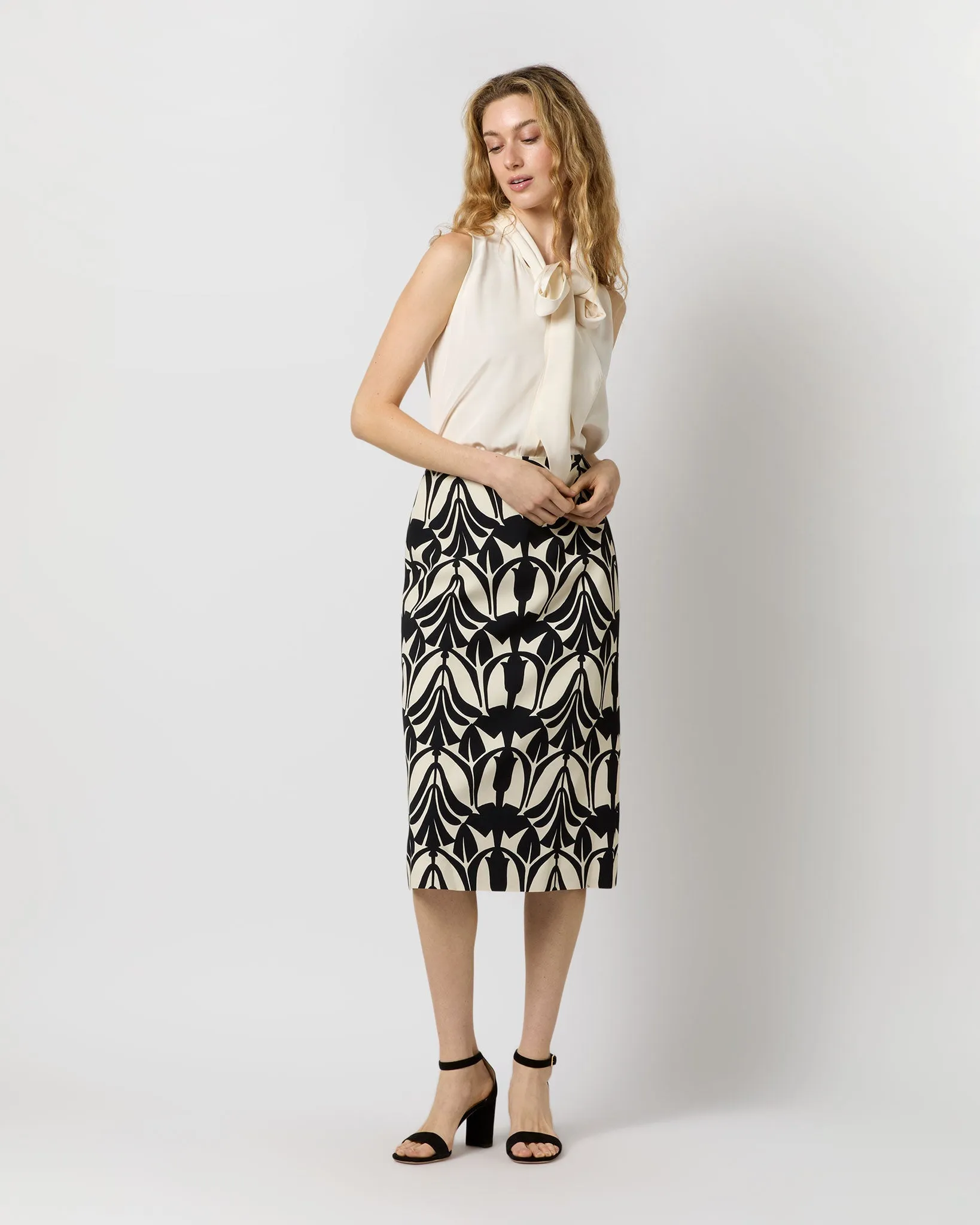 Pencil Skirt in Black/White Papyrus Sablé Satin