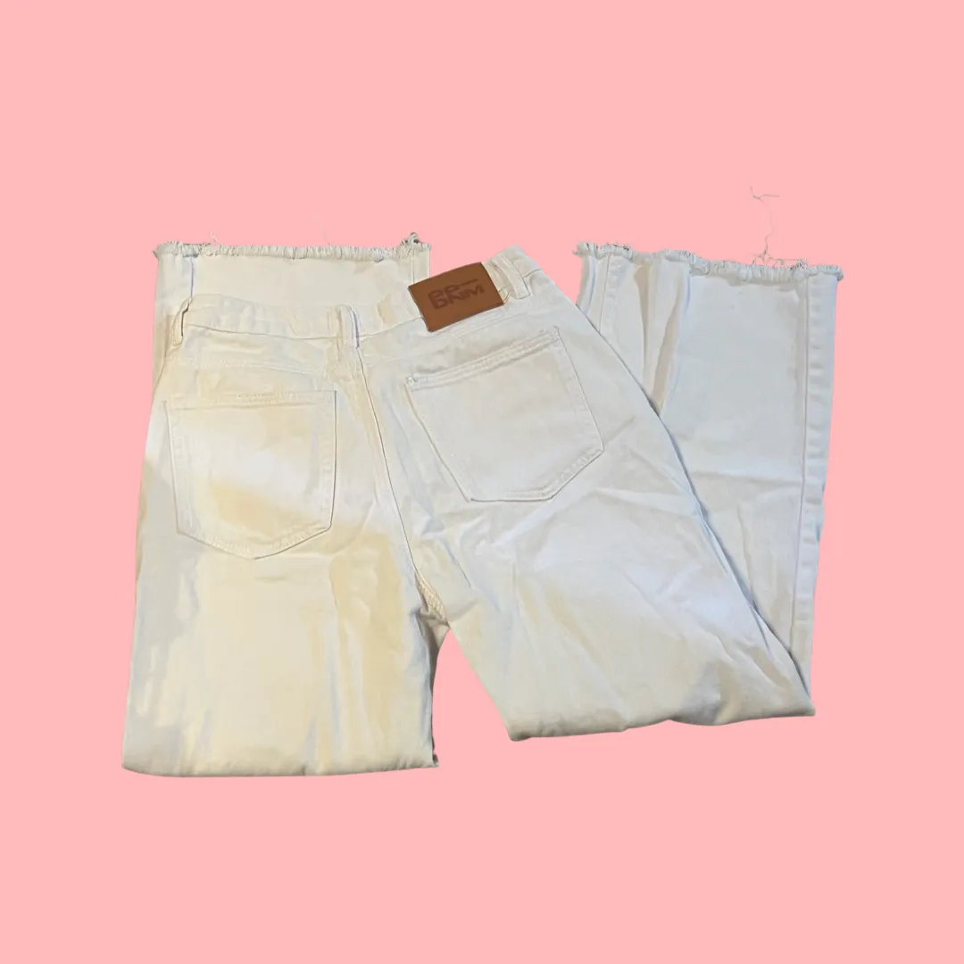 Princess Polly white straight leg mom jeans size 6