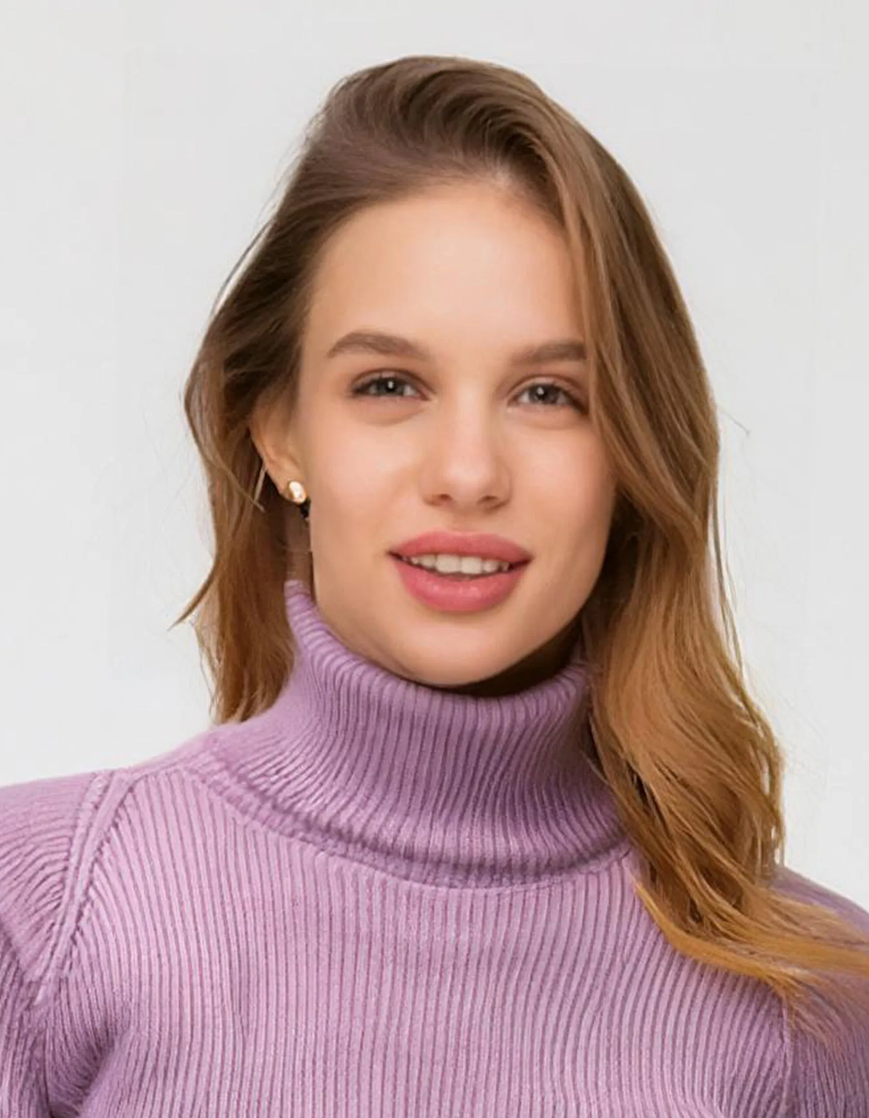 Soft Mauve Knit Turtleneck Pullover